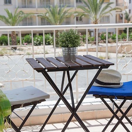 Paphos Love Nest Apartment Bagian luar foto
